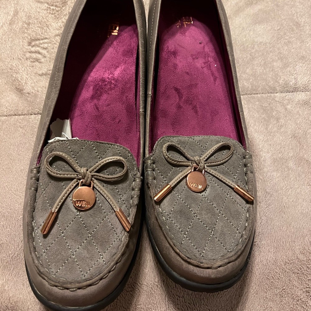 Shoes brand new wells